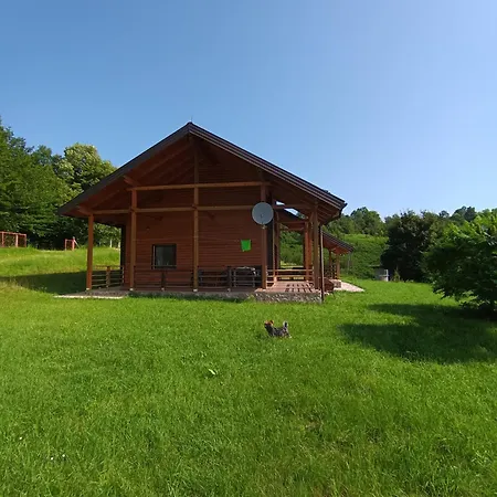 Vikendica Jezerac Ferienhaus